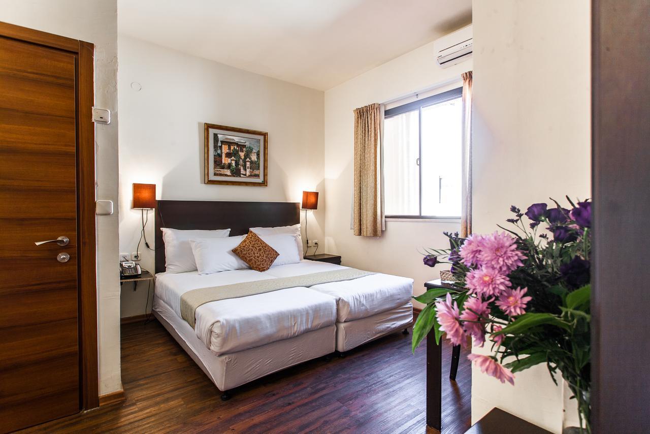 A Little House In Rechavia Hotel Yerusalem Bagian luar foto